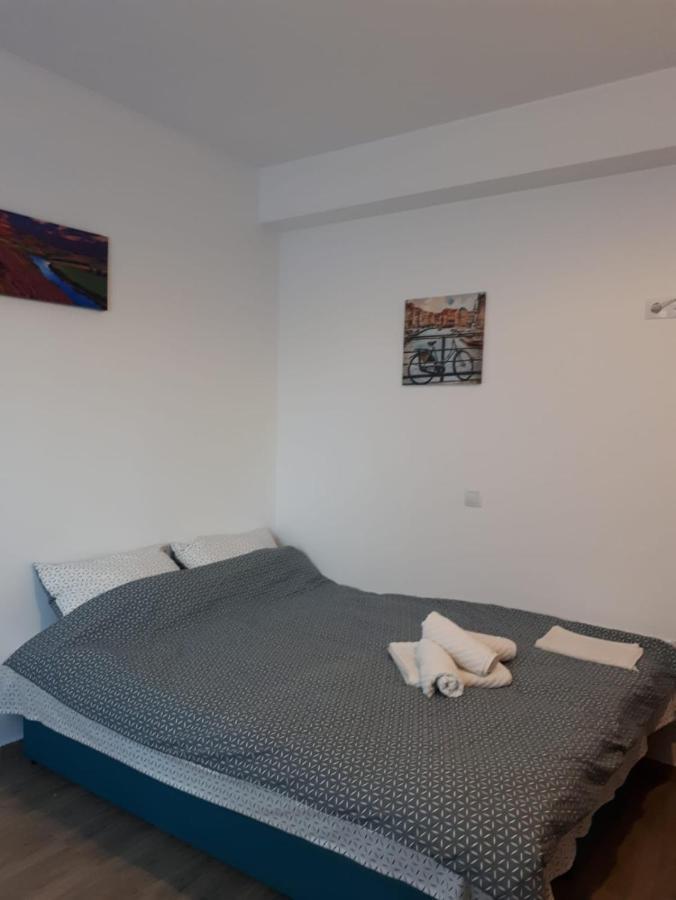 Hunyadi Budget Ciresica Sibiu Exterior photo